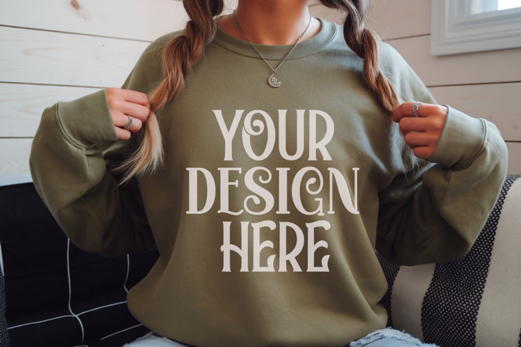 Sweatsuit Mockup Image 4