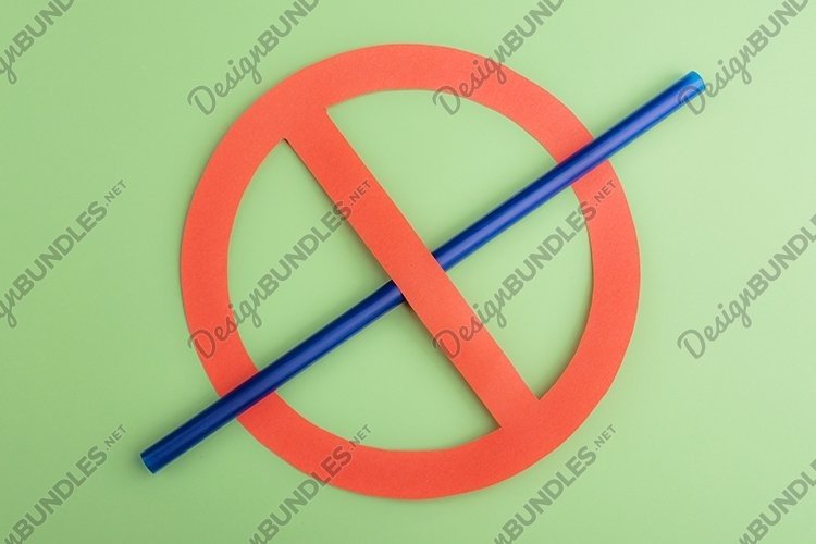 Plastic straws
