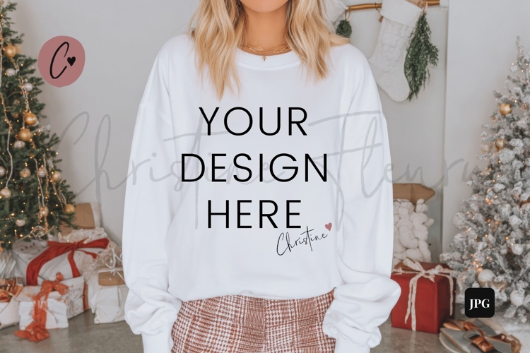 Sweatsuit Mockup Image 2