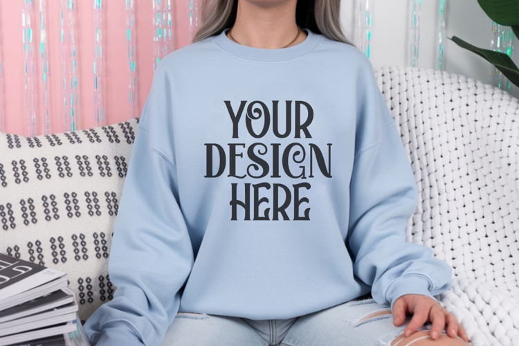 Sweatsuit Mockup Image 23