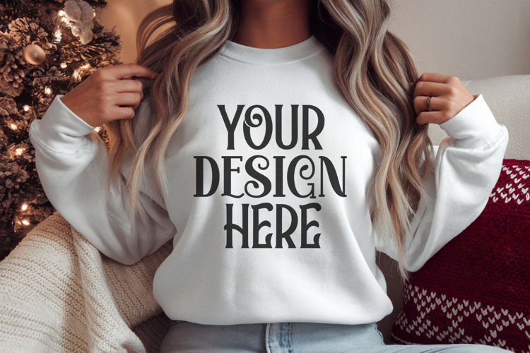 Sweatsuit Mockup Image 24