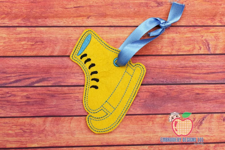 Christmas Skate Ornament Embroidery