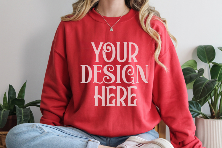 Sweatsuit Mockup Image 22