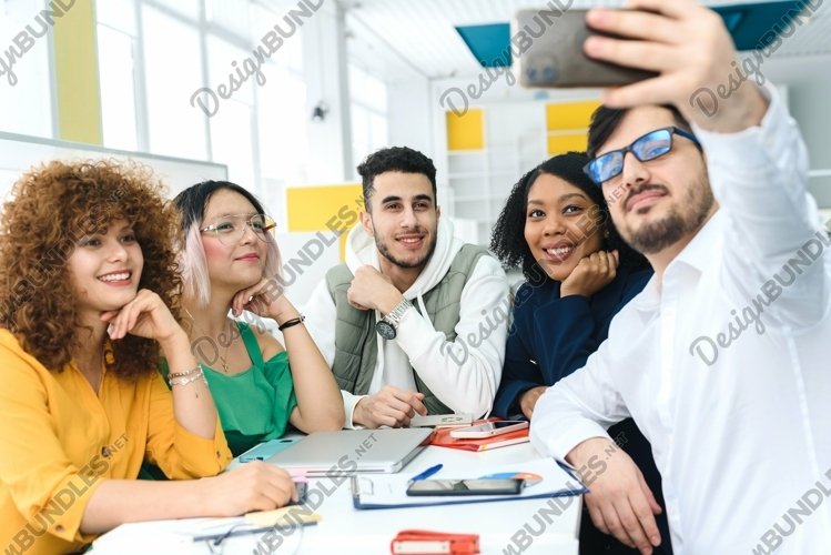Selfie Clipart Image 20
