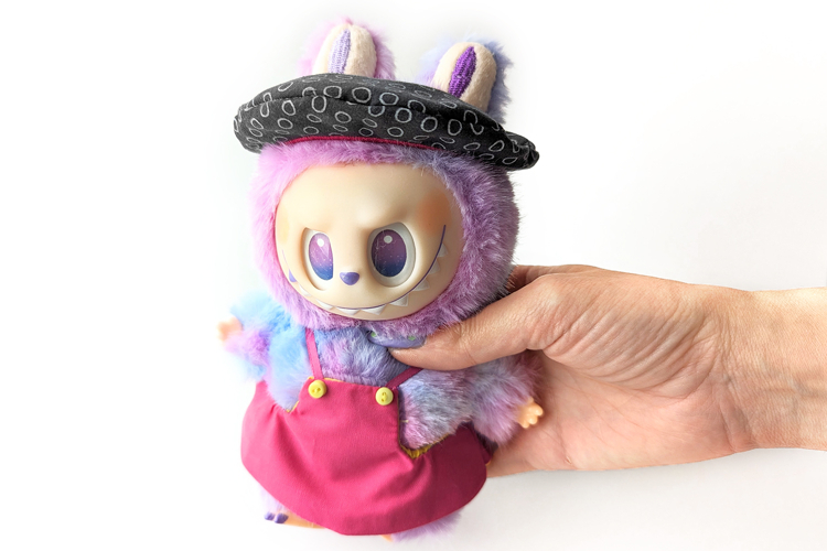 Beret for Plush Toy with Ears ITH Applique Embroidery File