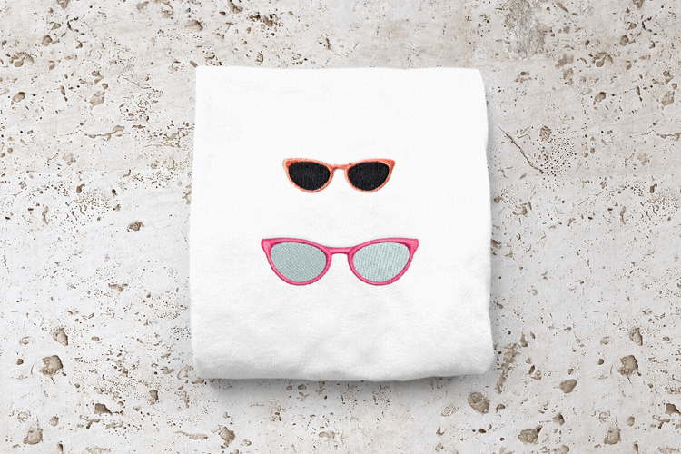 Vintage Bookworm Glasses Embroidery File