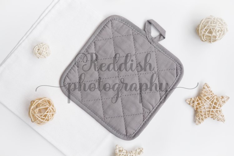 Pot holder mockup JPG 300 dpi, kitchen mockup