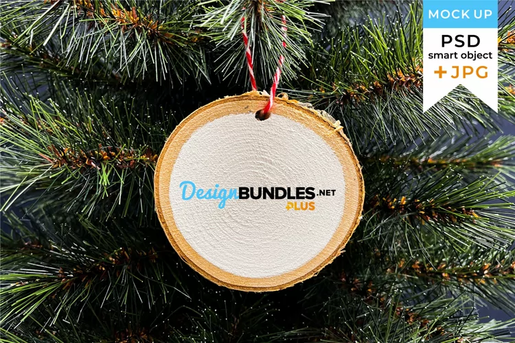 Mockup christmas ornament | Christmas wood slice with paint