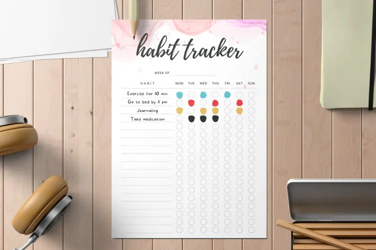 Canva | Minimalistic Daily Habit Tracker Printable