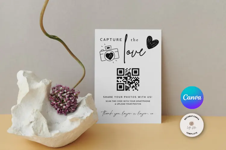 CANVA | Capture the Love QR Code Template