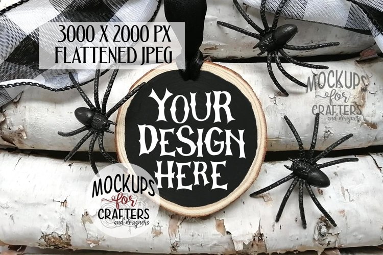 Wood Slice ornament, Halloween theme, Spiders example image 1