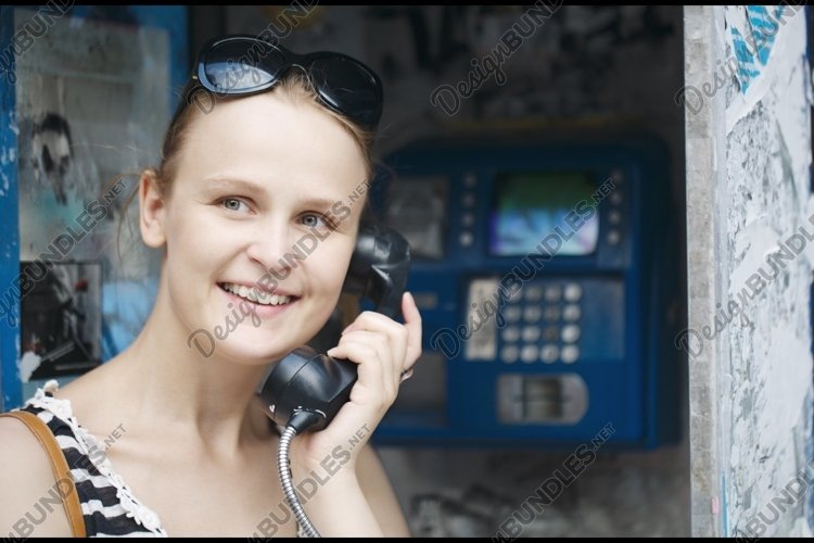 Listen Clipart Image 10