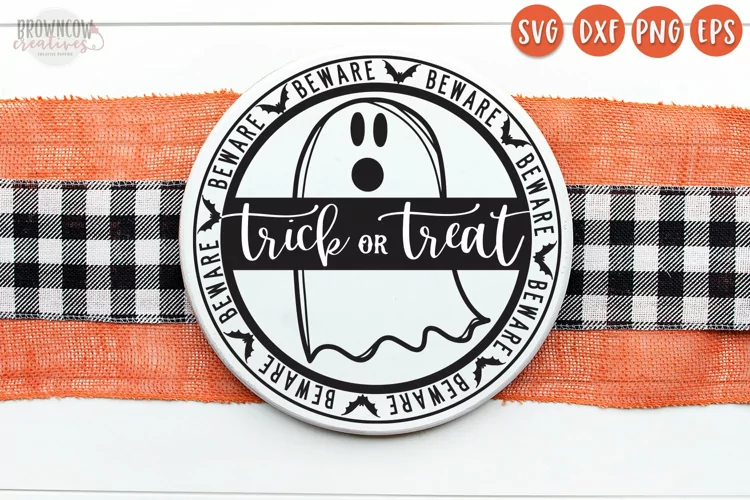 Trick or Treat Round Halloween Cut File/SVG
