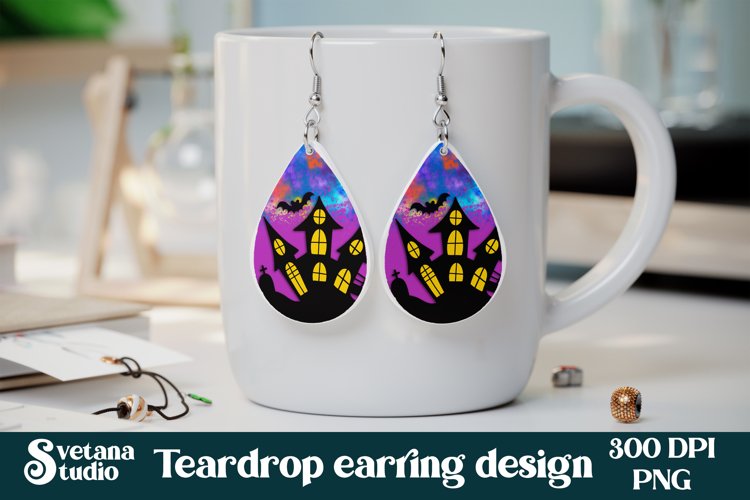 Teardrop earring PNG design | Halloween house earring