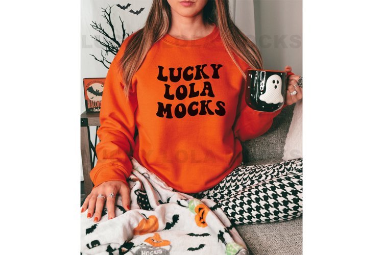 Sweatsuit Mockup Image 11