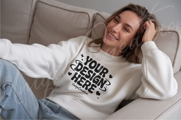 Sweatsuit Mockup Image 11