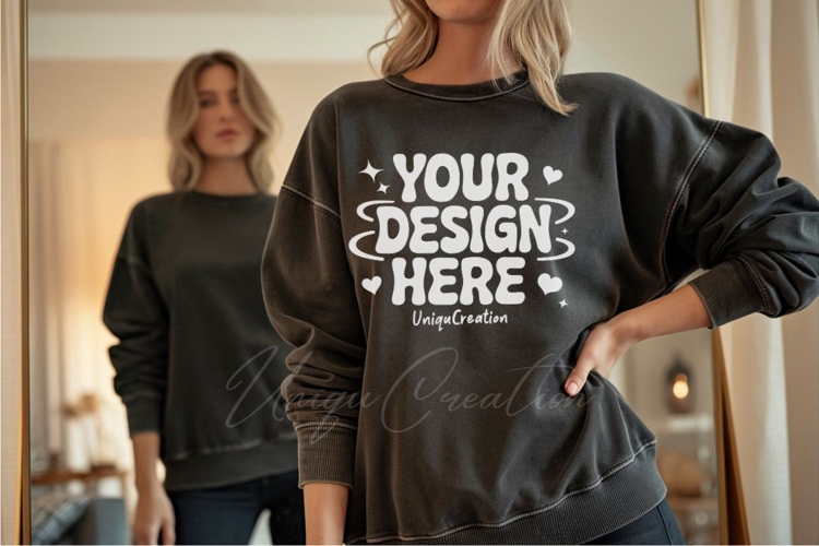 Sweatsuit Mockup Image 3
