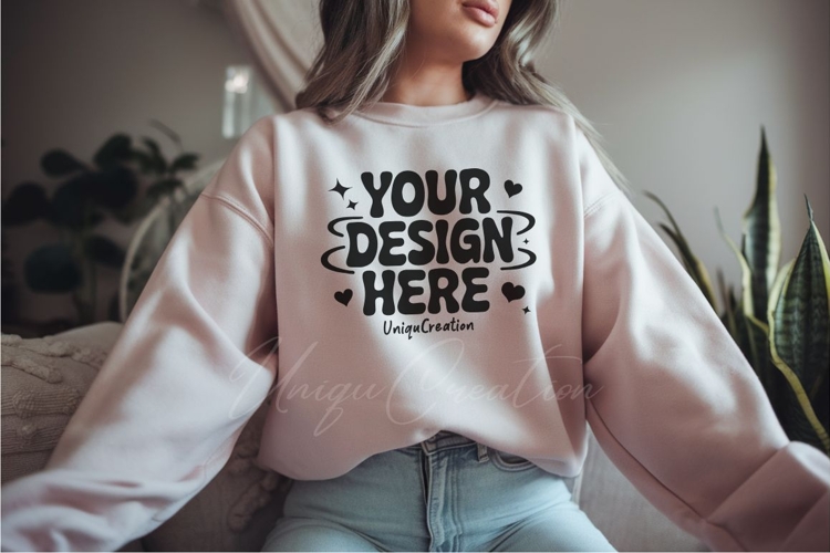 Sweatsuit Mockup Image 22