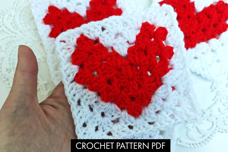 Pixel Heart Granny Square Pattern