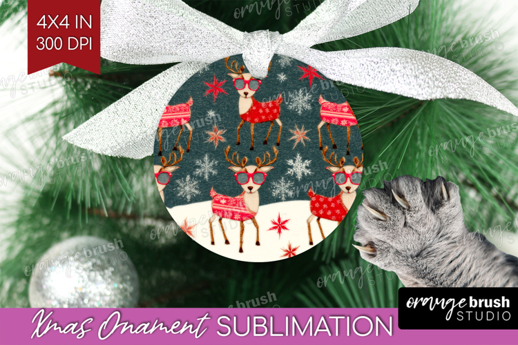 Retro Christmas Ornament PNG - Vintage Aesthetic PNG