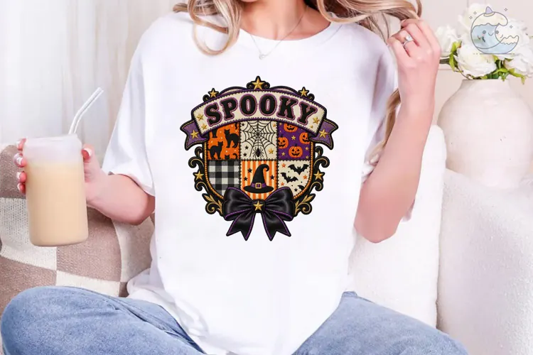 Spooky Halloween Crest PNG Shirt Design