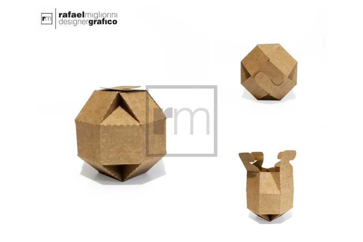 Octagonal ball box