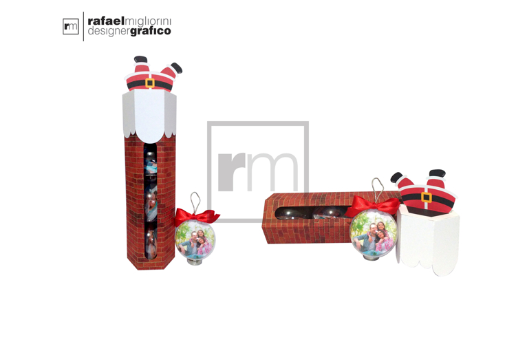 Chimney Box with 4 Christmas Tree Balls